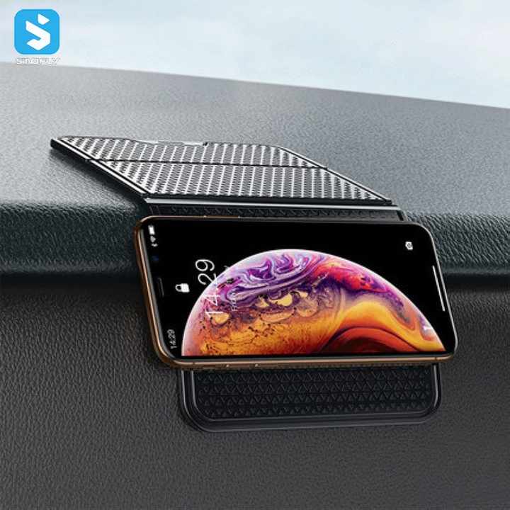 Tapis de Dashboard Antidérapant™