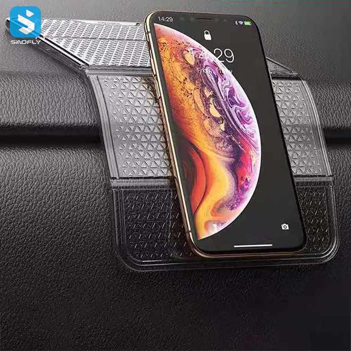 Tapis de Dashboard Antidérapant™
